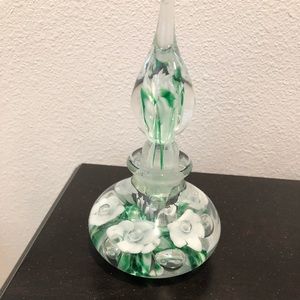 Gorgeous perfume holder